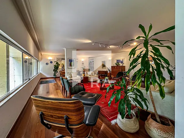 Apartamento 4 quartos e 4 banheiros, à venda, no bairro Asa Sul em Brasília