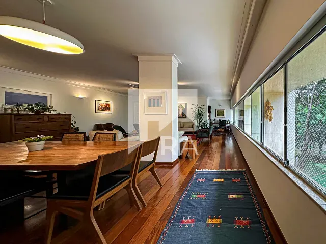 Apartamento 4 quartos e 4 banheiros, à venda, no bairro Asa Sul em Brasília
