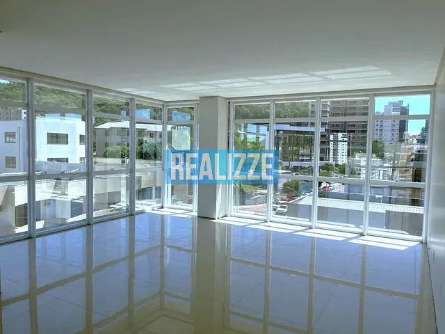 Apartamento com 287m² 3 quartos e 2 banheiros, à venda, no bairro Centro em Marau