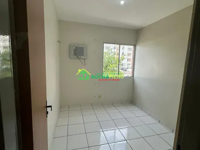 Apartamento com 74m² 3 quartos e 2 banheiros, para alugar, no bairro Primavera em Teresina