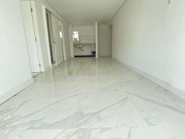 Apartamento 2 quartos e 1 banheiro, à venda, no bairro Centro em Juiz de Fora