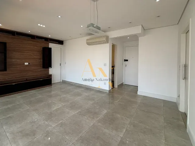 Apartamento 3 quartos e 3 banheiros, à venda, no bairro Vila Firmiano Pinto em São Paulo