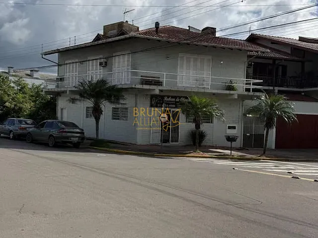Apartamento 3 quartos e 2 banheiros, para alugar, no bairro Centro em Sapiranga