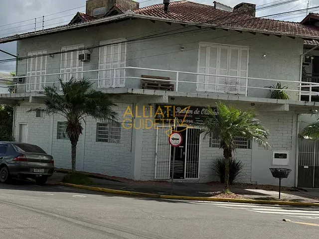 Apartamento 3 quartos e 2 banheiros, para alugar, no bairro Centro em Sapiranga