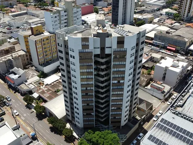 Apartamento com 244m² 3 quartos e 4 banheiros, à venda, no bairro Centro em Apucarana
