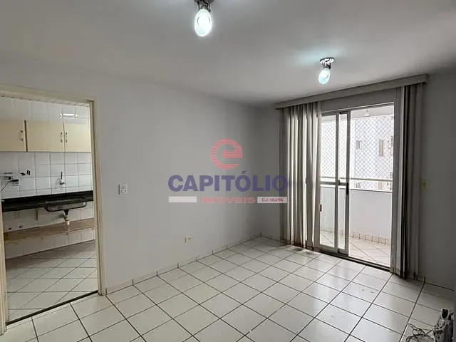 Apartamento 2 quartos e 2 banheiros, para alugar, no bairro Setor Bueno em Goiânia