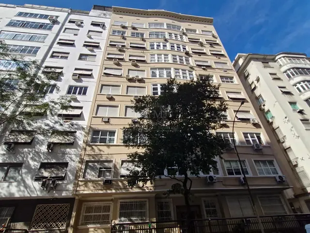 Apartamento 3 quartos e 3 banheiros, à venda, no bairro Copacabana em Rio de Janeiro