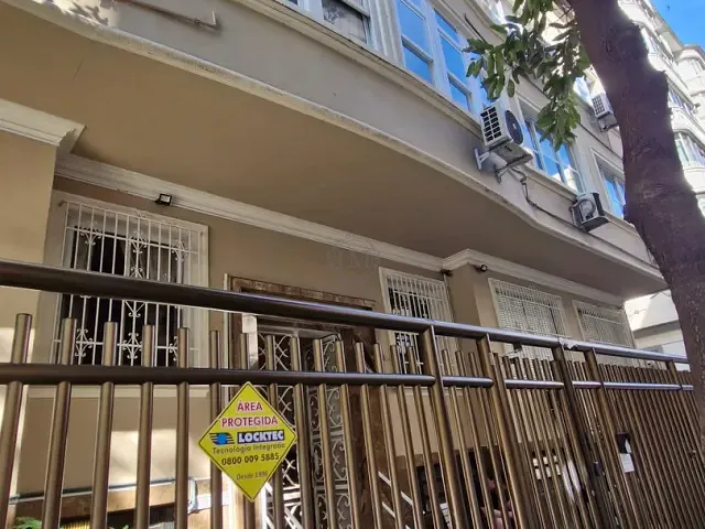 Apartamento 3 quartos e 3 banheiros, à venda, no bairro Copacabana em Rio de Janeiro
