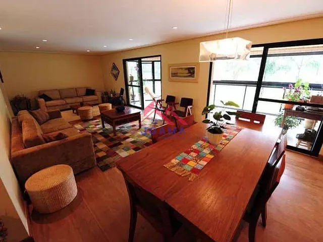 Apartamento 3 quartos e 5 banheiros, à venda ou para alugar, no bairro Villaggio Panamby em São Paulo