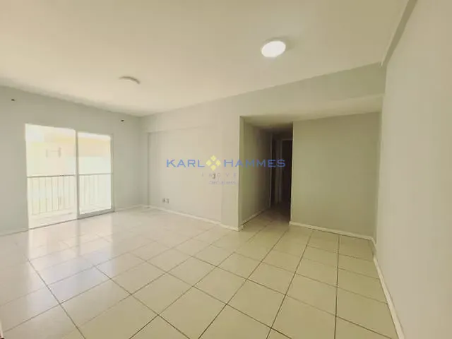 Apartamento 2 quartos e 2 banheiros, à venda, no bairro Corrêas em Petrópolis