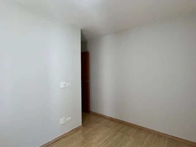 Apartamento com 114m² 3 quartos e 2 banheiros, para alugar, no bairro Guanabara Parque Boulevard em Londrina