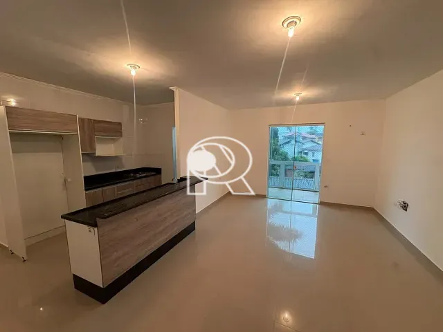 Apartamento 3 quartos e 2 banheiros, para alugar, no bairro Vila Tupy em Registro