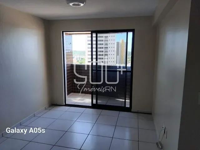 Apartamento 2 quartos e 2 banheiros, à venda, no bairro Ponta Negra em Natal