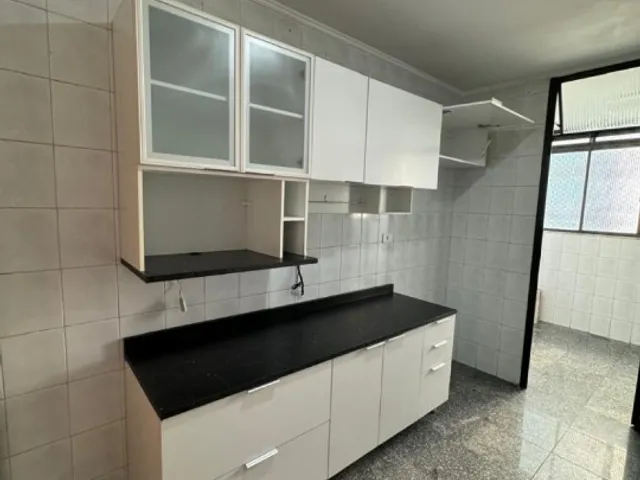 Apartamento 3 quartos e 2 banheiros, para alugar, no bairro Vila Gilda em Santo André