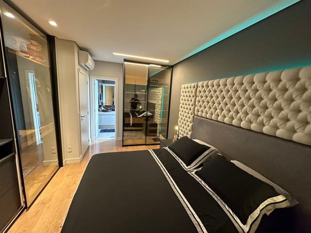 Apartamento 3 quartos e 4 banheiros, à venda, no bairro Centro em Itajaí