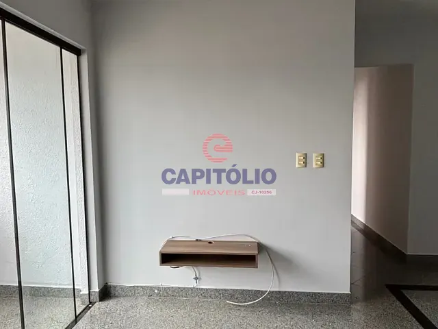 Apartamento 3 quartos e 2 banheiros, para alugar, no bairro Alto da Glória em Goiânia
