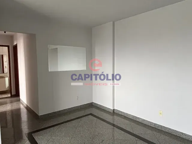 Apartamento 3 quartos e 2 banheiros, para alugar, no bairro Alto da Glória em Goiânia