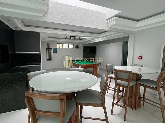 Apartamento com 140m² 3 quartos e 3 banheiros, à venda, no bairro Meia Praia em Itapema