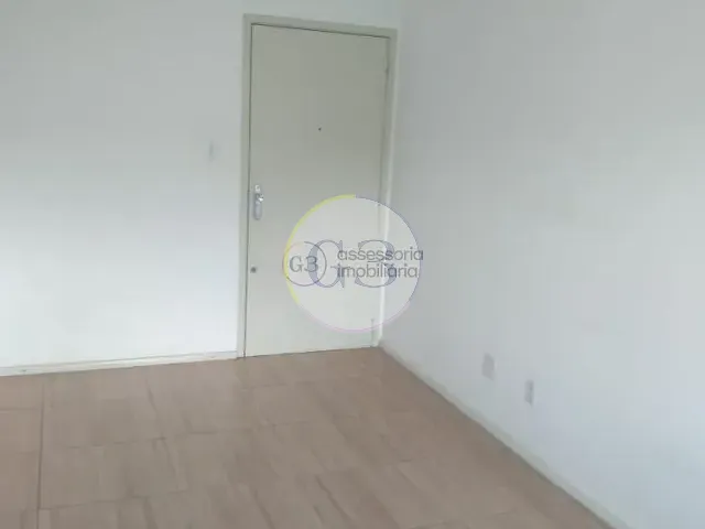 Apartamento 2 quartos e 1 banheiro, à venda, no bairro Três Vendas em Pelotas