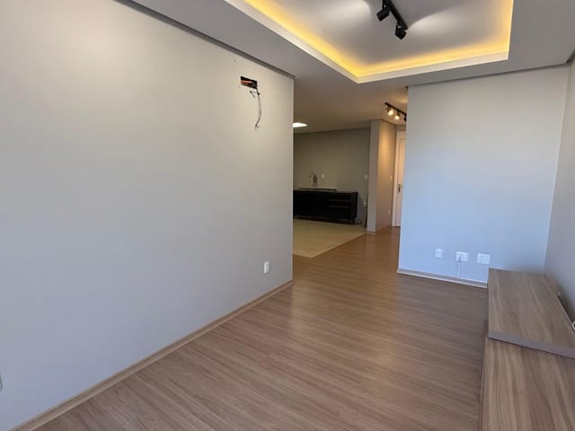 Apartamento 2 quartos e 1 banheiro, para alugar, no bairro Centro em Nova Prata