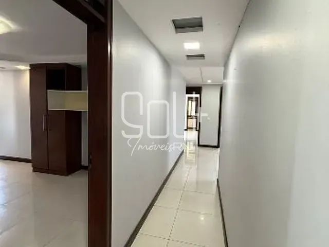 Apartamento 4 quartos e 4 banheiros, à venda, no bairro Candelária em Natal