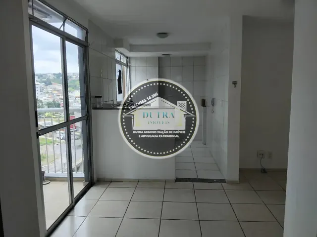Apartamento 2 quartos e 1 banheiro, para alugar, no bairro Estrela Sul em Juiz de Fora