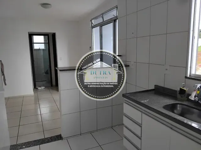 Apartamento 2 quartos e 1 banheiro, para alugar, no bairro Estrela Sul em Juiz de Fora