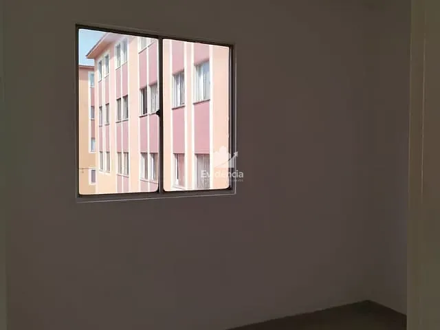 Apartamento com 77m² 2 quartos e 1 banheiro, à venda, no bairro Jardim Santa Cruz em Londrina
