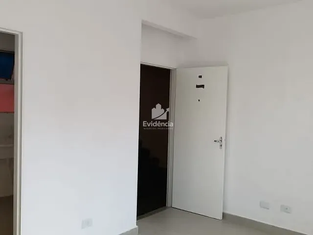 Apartamento com 77m² 2 quartos e 1 banheiro, à venda, no bairro Jardim Santa Cruz em Londrina