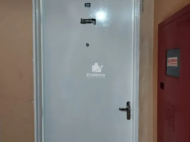Apartamento com 77m² 2 quartos e 1 banheiro, à venda, no bairro Jardim Santa Cruz em Londrina