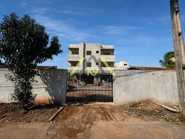 Apartamento 2 quartos e 1 banheiro, à venda, no bairro Guaraituba em Colombo