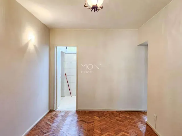 Apartamento 2 quartos e 1 banheiro, para alugar, no bairro Asa Sul em Brasília