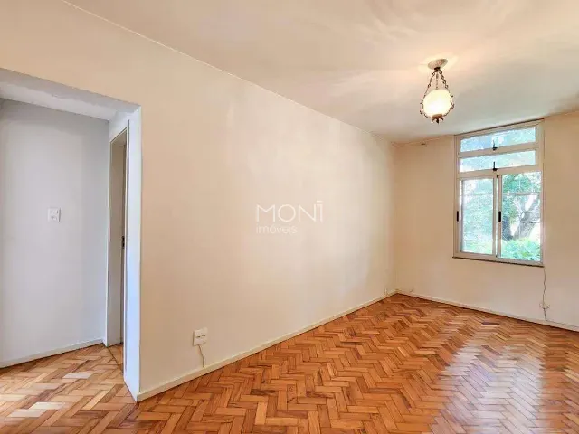 Apartamento 2 quartos e 1 banheiro, para alugar, no bairro Asa Sul em Brasília