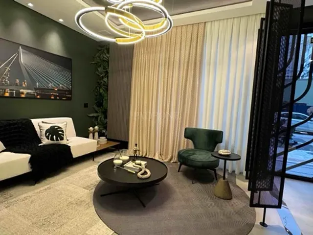 Apartamento com 243m² 3 quartos e 4 banheiros, à venda, no bairro Centro em Balneário Camboriú