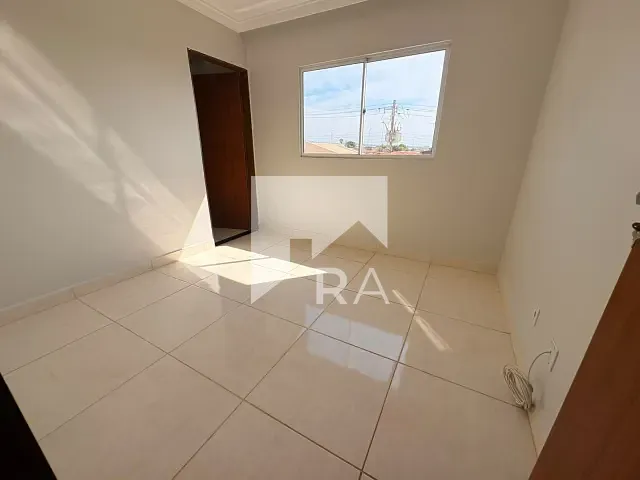 Apartamento 2 quartos e 2 banheiros, para alugar, no bairro Valparaiso I - Etapa C em Valparaíso de Goiás