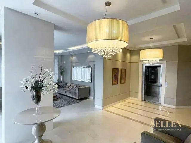 Apartamento 3 quartos e 3 banheiros, à venda, no bairro Centro em Balneário Camboriú