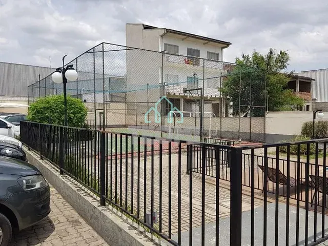 Apartamento 2 quartos e 1 banheiro, à venda, no bairro Jardim Gurilândia em Taubaté