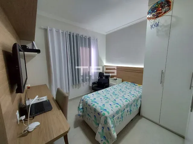 Apartamento 2 quartos e 1 banheiro, à venda, no bairro Vila Comendador Rodrigues Alves em Guaratinguetá