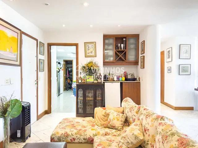 Apartamento 3 quartos e 2 banheiros, à venda, no bairro Leme em Rio de Janeiro