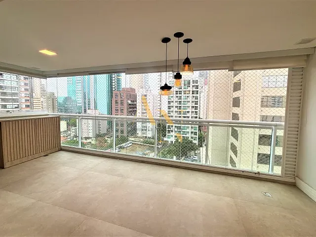 Apartamento 2 quartos e 2 banheiros, à venda, no bairro Aclimação em São Paulo
