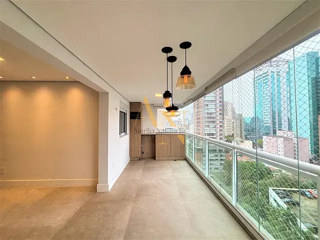 Apartamento 2 quartos e 2 banheiros, à venda, no bairro Aclimação em São Paulo