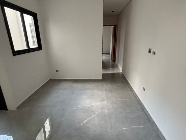Apartamento 2 quartos e 2 banheiros, à venda, no bairro Parque Novo Oratório em Santo André