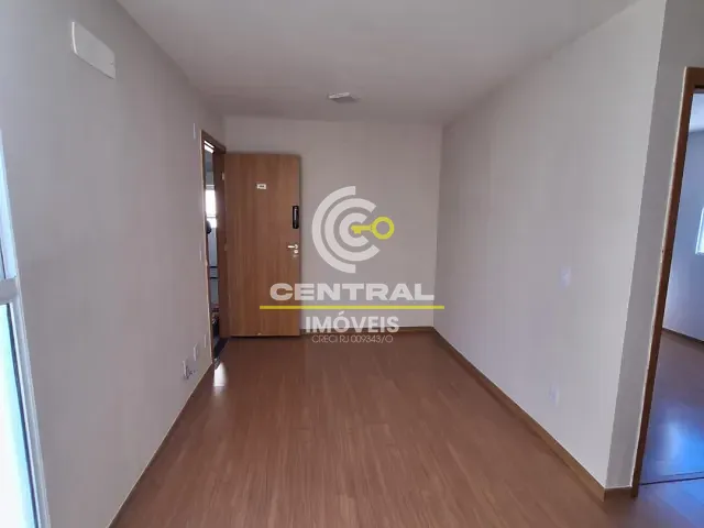 Apartamento 2 quartos e 1 banheiro, à venda, no bairro Três Pontes em Itaboraí