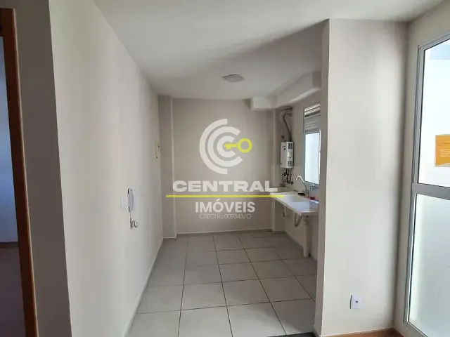 Apartamento 2 quartos e 1 banheiro, à venda, no bairro Três Pontes em Itaboraí