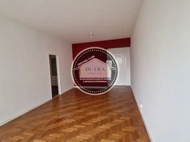 Apartamento com 148m² 4 quartos e 2 banheiros, para alugar, no bairro Centro em Juiz de Fora