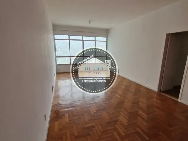 Apartamento com 148m² 4 quartos e 2 banheiros, para alugar, no bairro Centro em Juiz de Fora