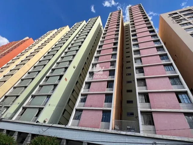 Apartamento 3 quartos e 3 banheiros, à venda, no bairro Centro em Londrina