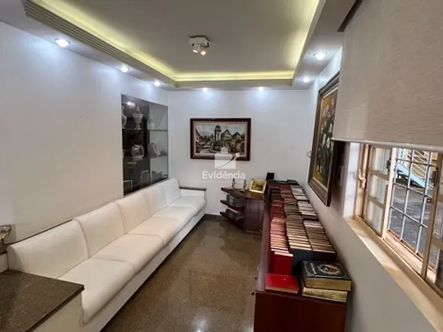 Apartamento 3 quartos e 3 banheiros, à venda, no bairro Centro em Londrina