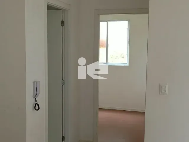 Apartamento com 50m² 2 quartos e 1 banheiro, à venda, no bairro Jardim Caviúna em Rolândia