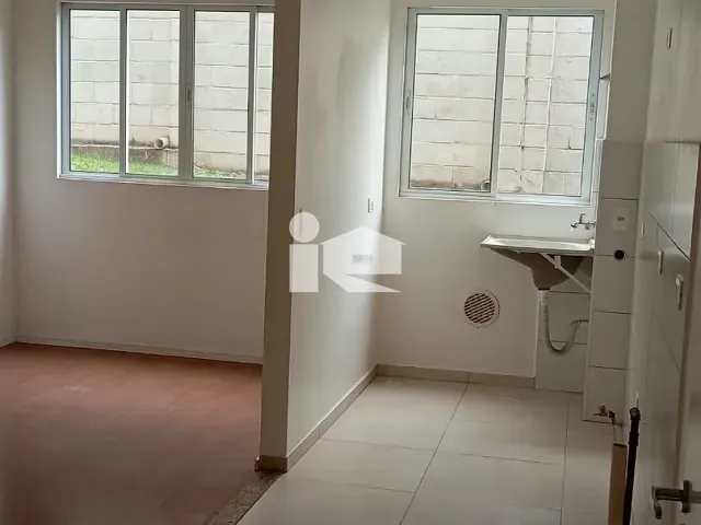 Apartamento com 50m² 2 quartos e 1 banheiro, à venda, no bairro Jardim Caviúna em Rolândia